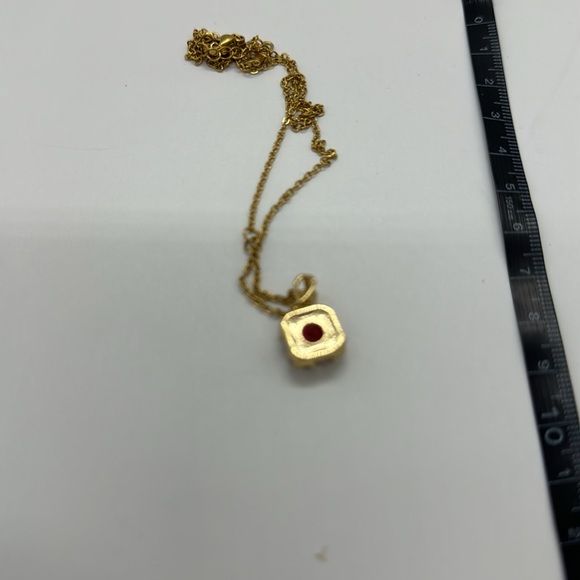 Stunning Pink 8mm Crystal made with Swarovski Crystals set in Gold Pendant - Picture 11 of 11